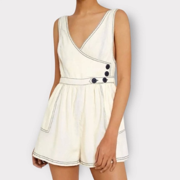 113 UO NEW Small Backless Romper Shorts Playsuit Linen Cream Pockets Auction - Picture 2 of 3